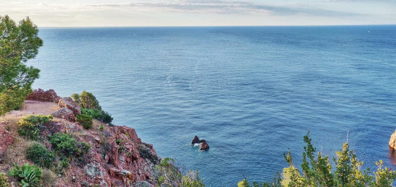 Plage A 3 Minutes A Pied Saint-Raphaël Eksteriør billede